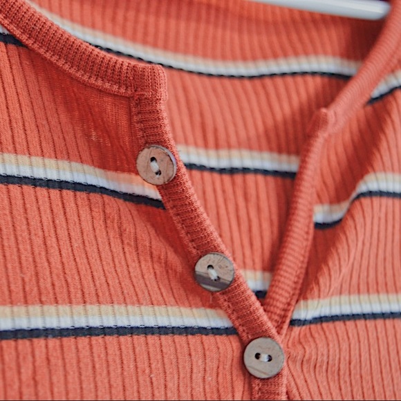 Notched Neck Striped Ribbed Tee - Picture 2 of 3